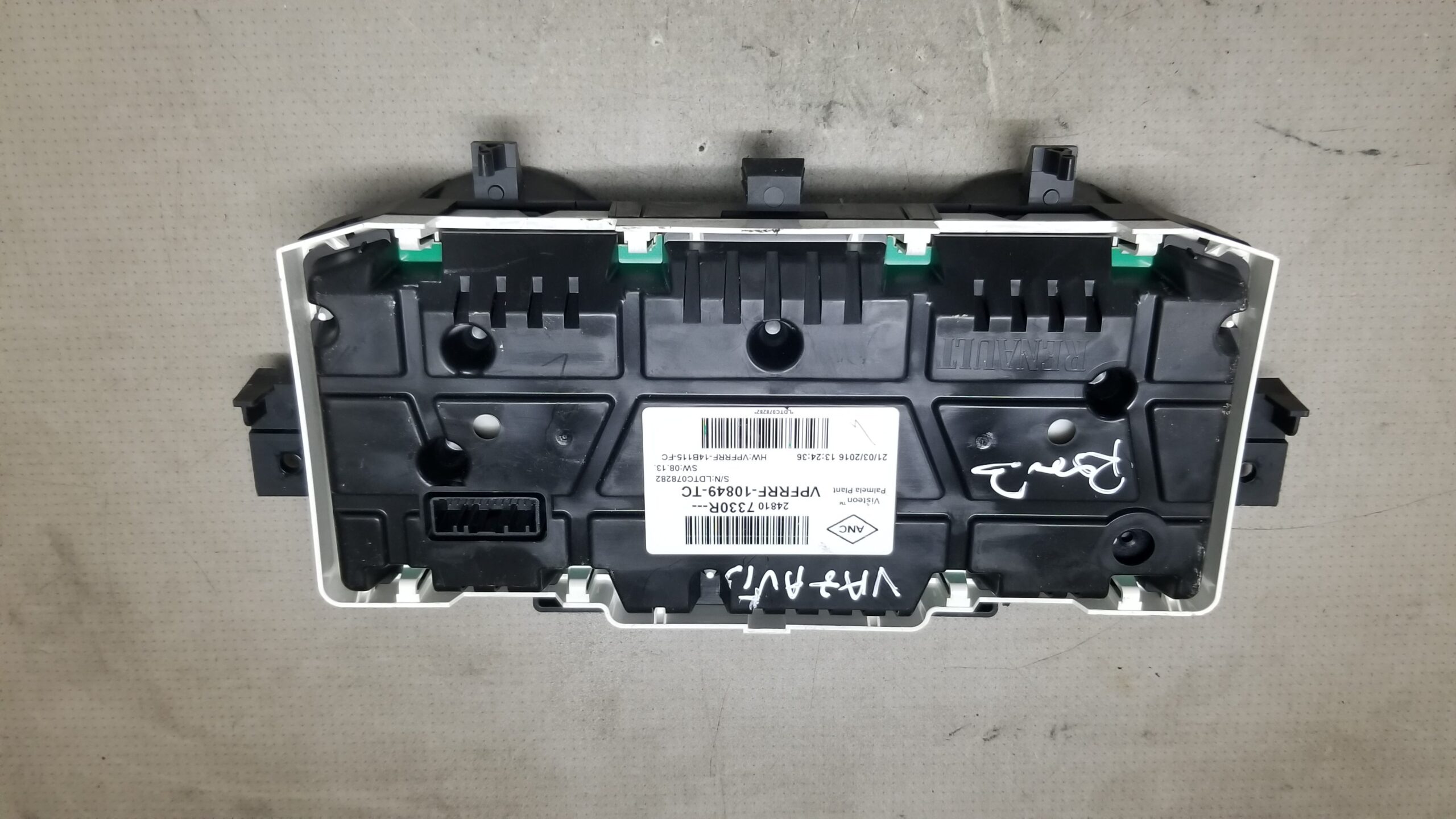 Plug-and-play ECU set for 1.6 R9M450 diesel engines, compatible with multiple models.