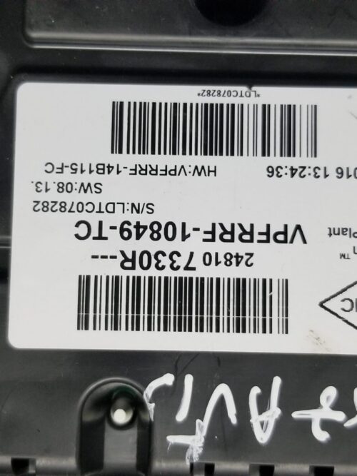 Set of electronic control modules for Renault/Nissan 1.6 diesel engines, including UCH, BCM, and key.