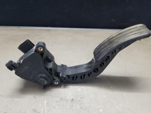 Vauxhall Vivaro Accelerator Pedal 180020024R (2015-2019) – Genuine Used
