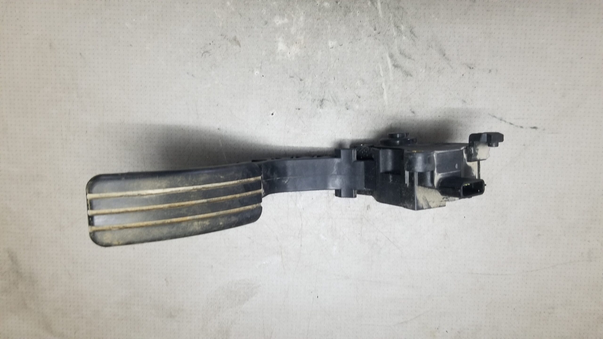 Vauxhall Vivaro Accelerator Pedal 180020024R (2015-2019) - Genuine Used - Image 5