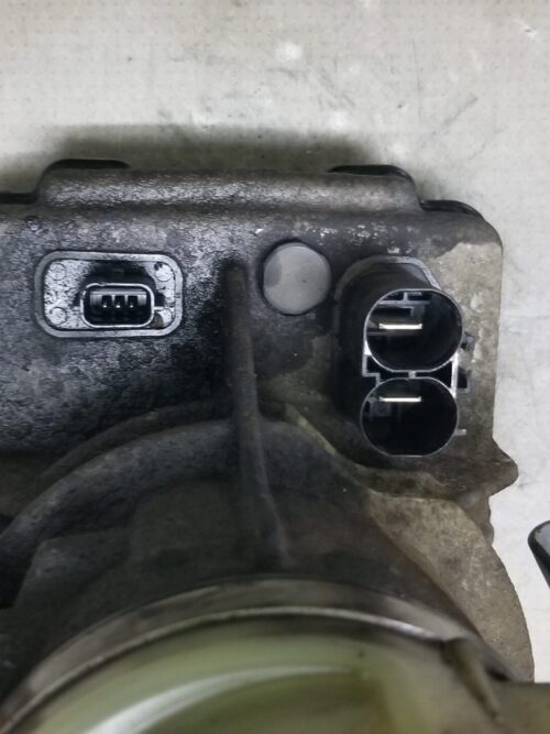 Renault Trafic Vauxhall Vivaro power steering pump fluid connections 93868479