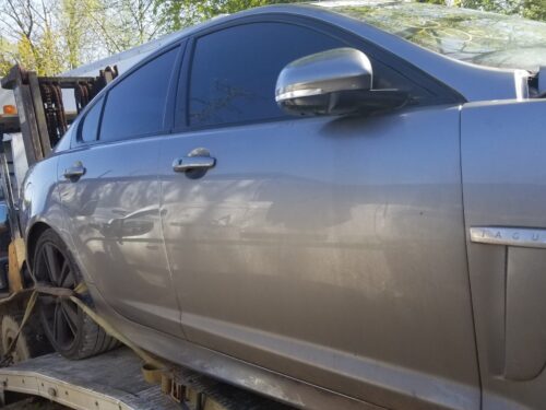 Complete front right driver side door for Jaguar XF 2013