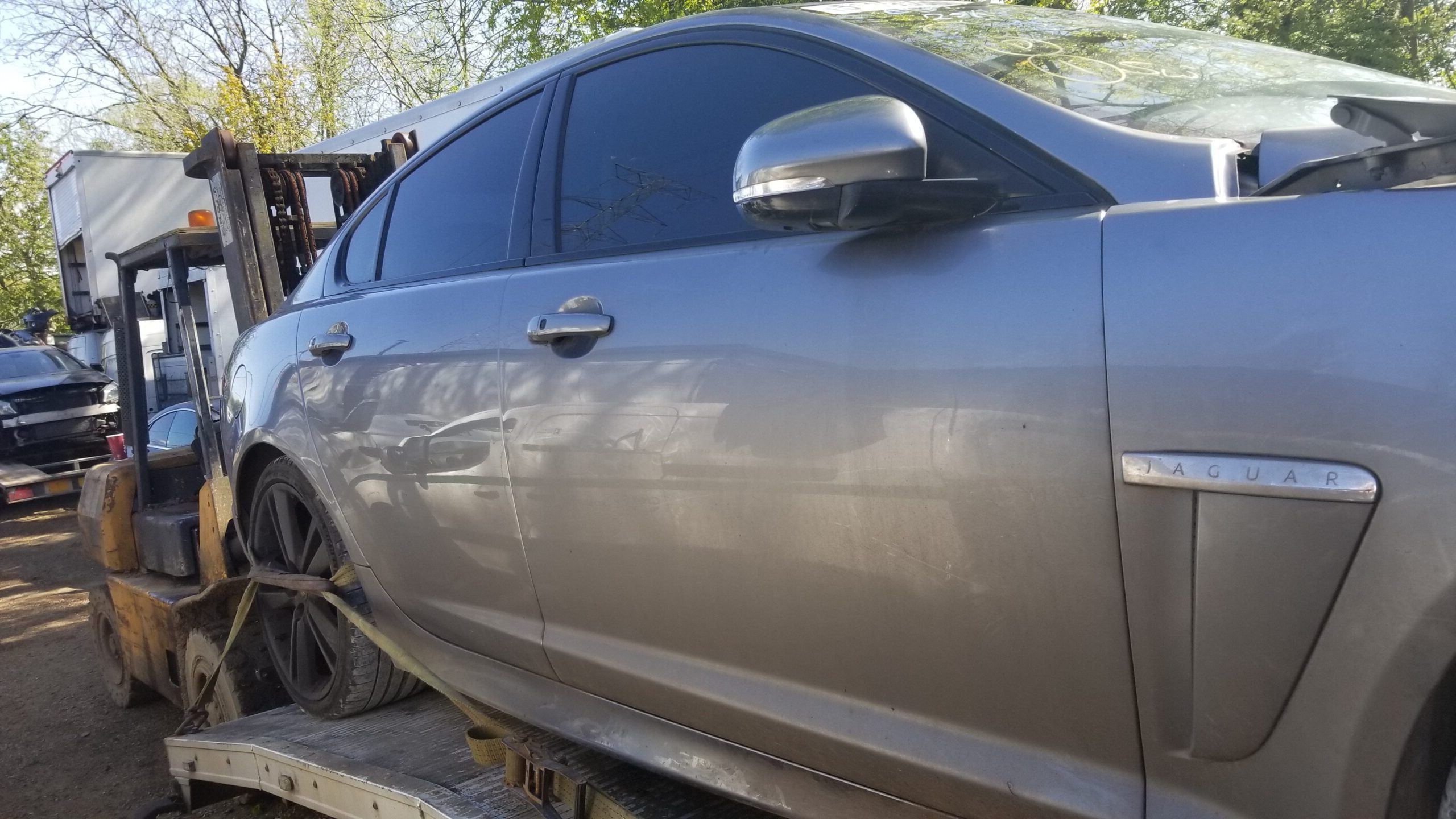 Complete front right driver side door for Jaguar XF 2013