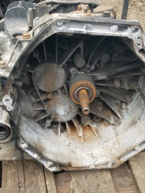 OEM Renault Trafic 1.6L 6-Speed Manual Gearbox (PF6 R9M 304017) – Replacement Transmission for 2014-2019 Models