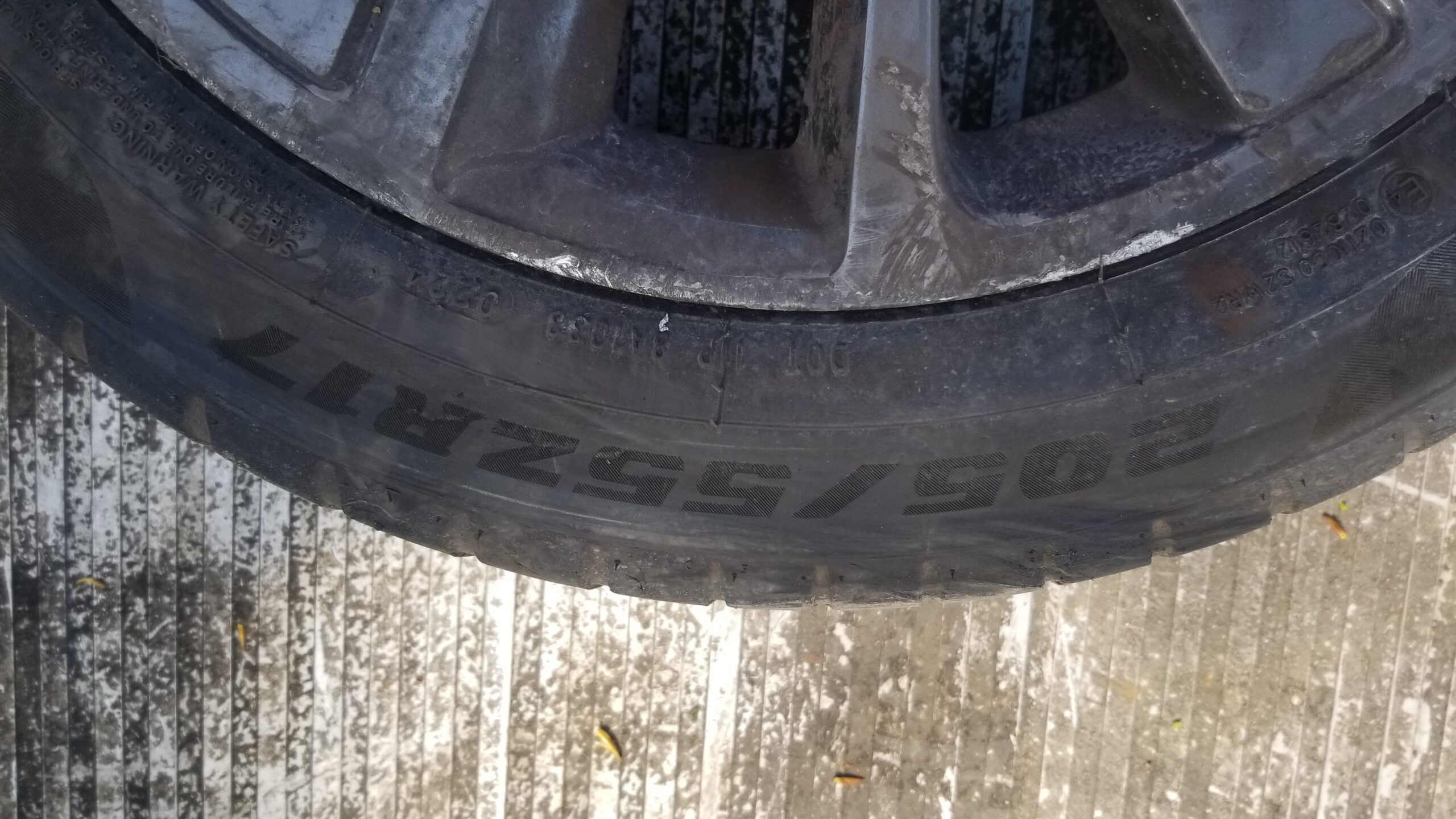 Tyre size marking 205 55 R17 for Citroen C4 Grand Picasso