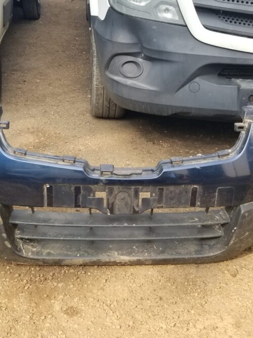 Front view of 2008 Nissan Qashqai Acenta dCi 4WD bumper