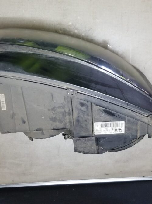 Driver-side headlight for Citroën C4 Picasso MK2 – 2015 model