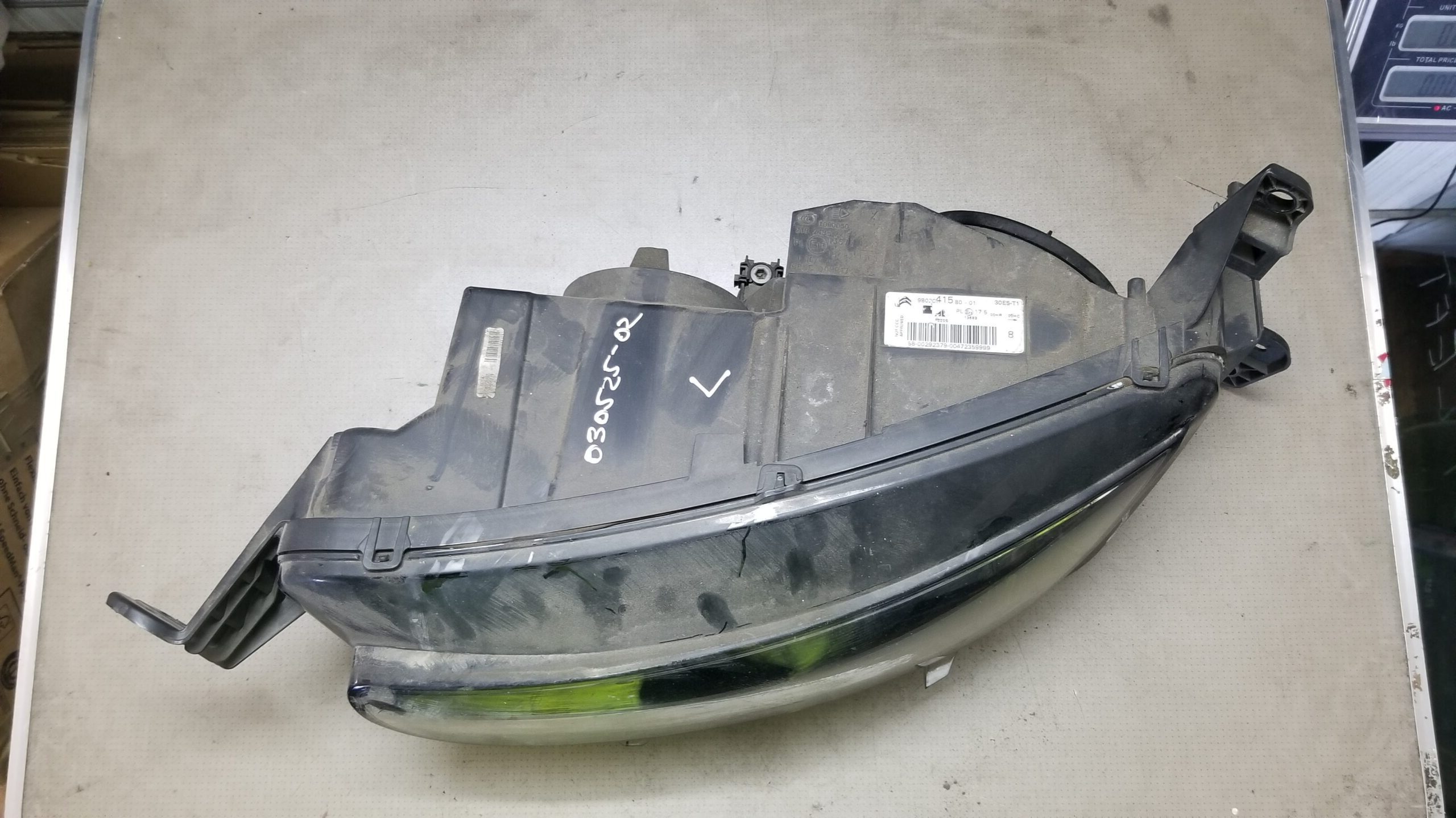 Passenger-side headlight for Citroën C4 Picasso MK2 Spacetourer