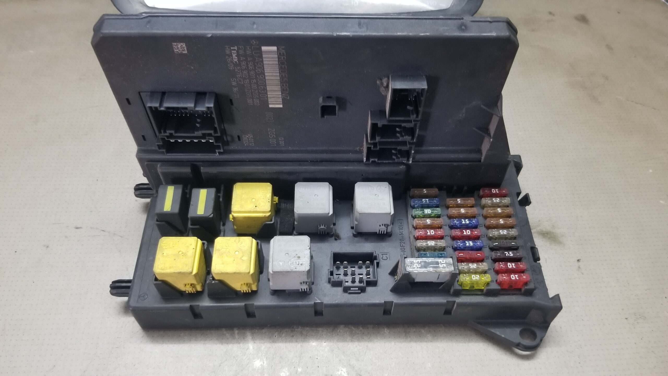 Volkswagen Crafter Mk1 (06-17) ECU 2012 CR35 TDi Diesel 03L906012Q Bosch - Image 12