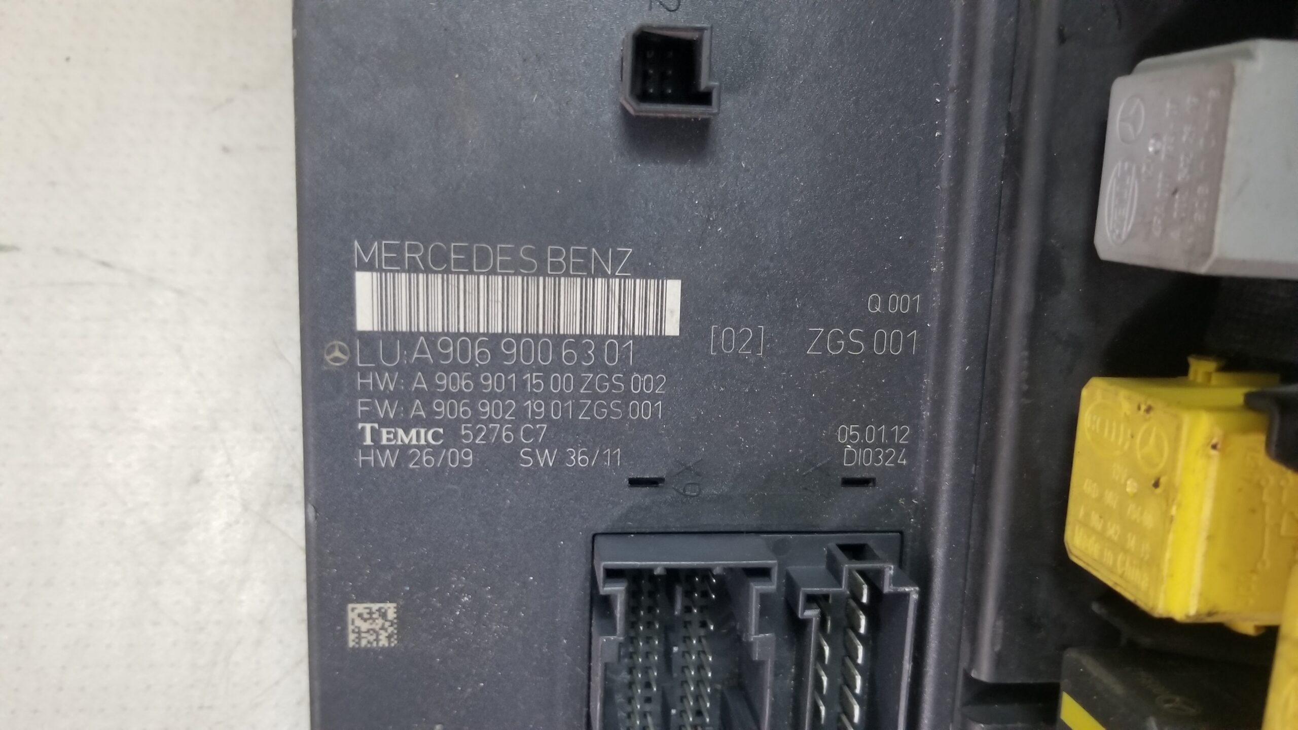 Volkswagen Crafter Mk1 (06-17) ECU 2012 CR35 TDi Diesel 03L906012Q Bosch - Image 11