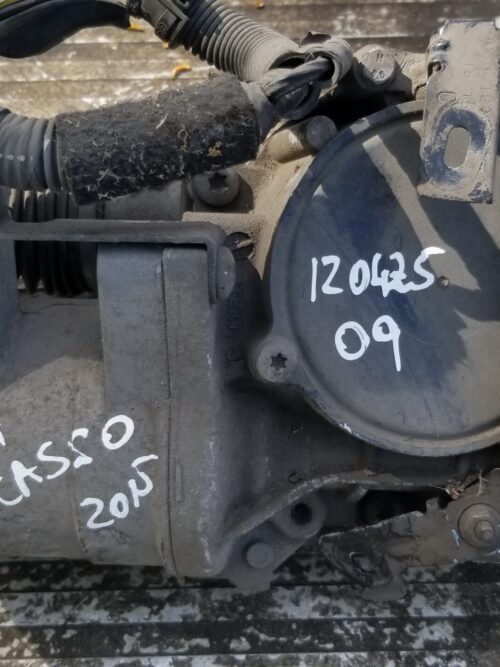 Close-up of Citroën C4 Mk2 steering rack connectors and motor