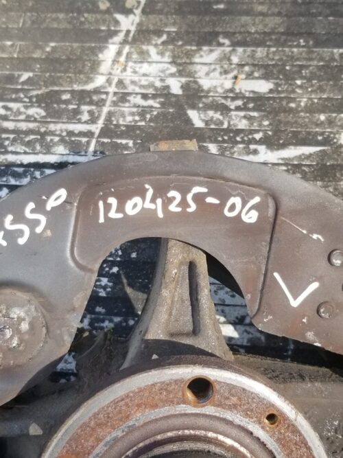 Used Citroën C4 Grand Picasso MK2 front left wheel hub 9806779580