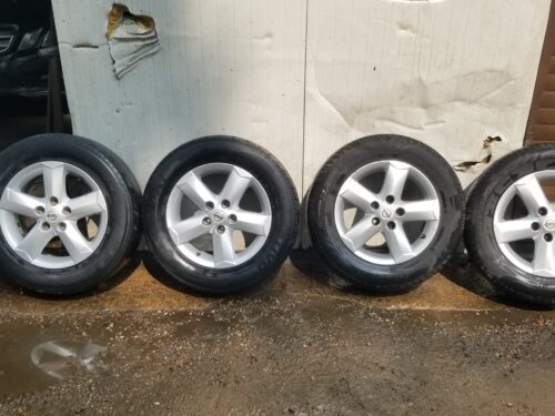 Full set of 16" Nissan Qashqai J10 alloy wheels with tyres
