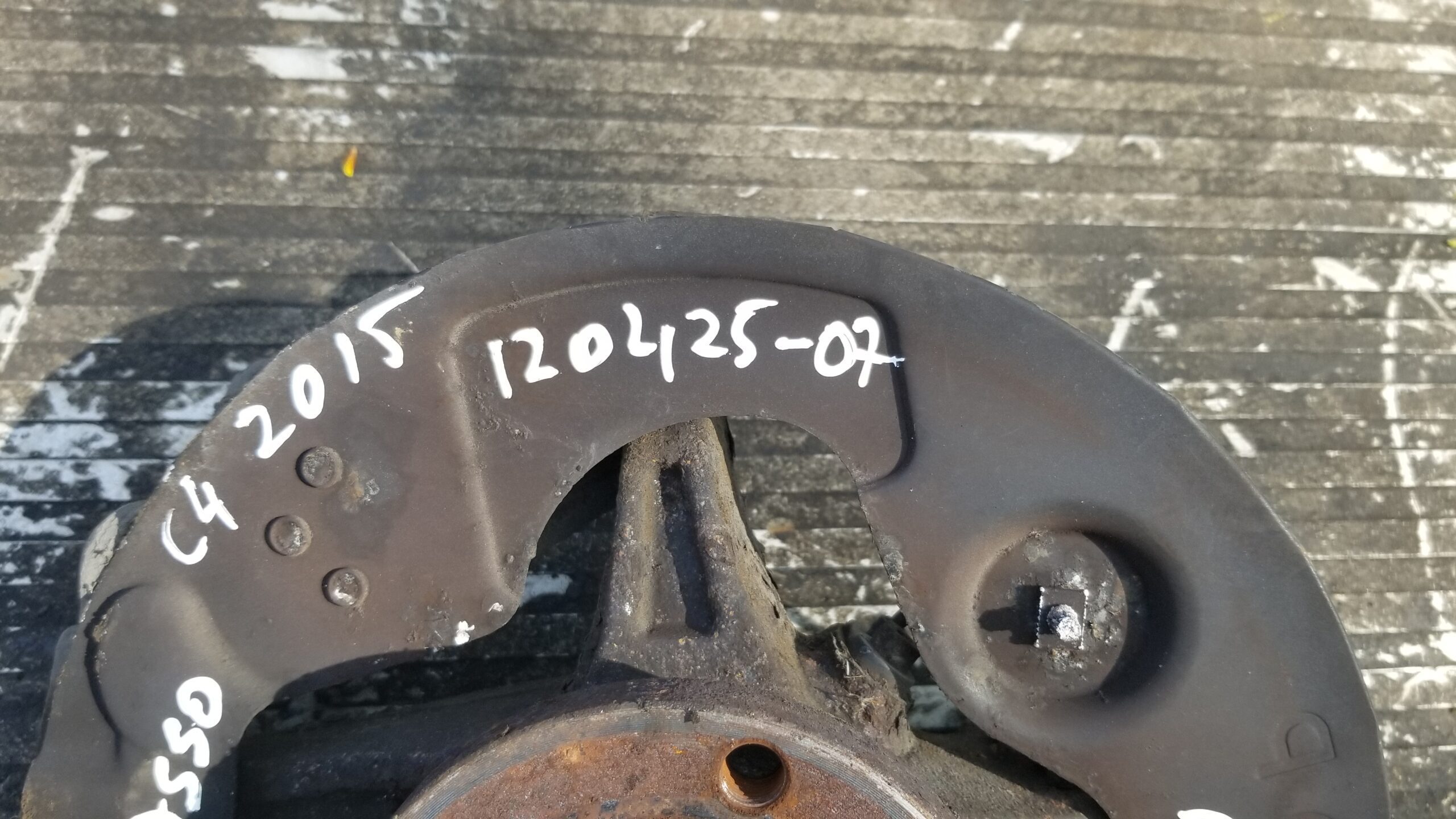 Used driver side wheel hub for Citroën 2015 C4 Grand Picasso