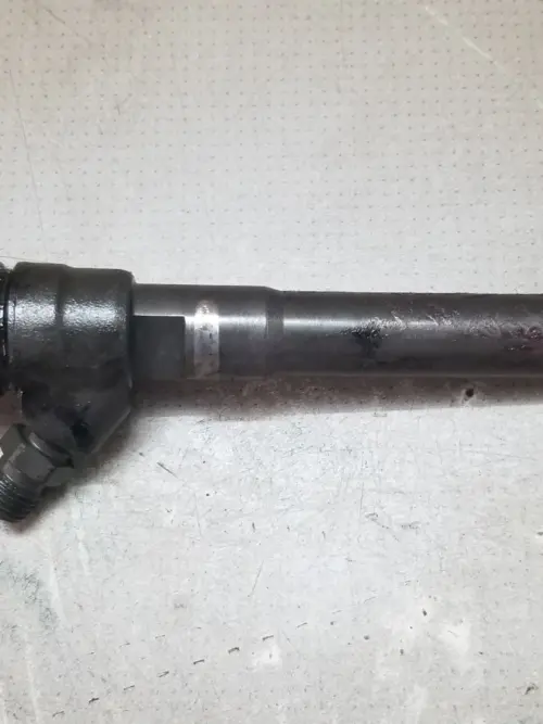 Tip and nozzle detail injector 0445110569 Bosch