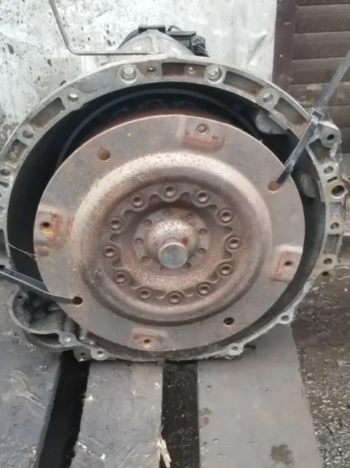 Front view of Jaguar XF X250 automatic gearbox showing mounting points