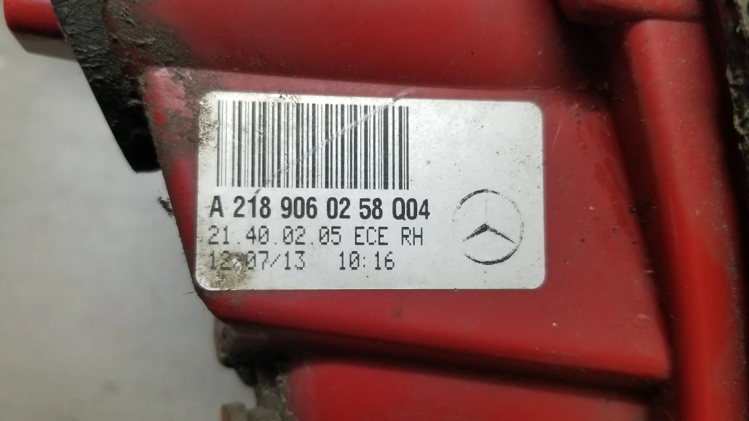 Mercedes-Benz W218 right-hand rear light OEM unit