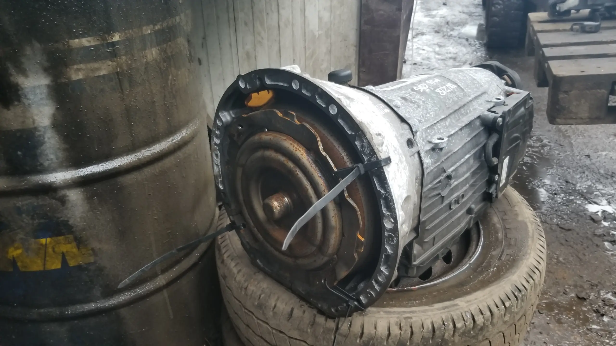 Mounting points on Mercedes CLS 250 CDI automatic gearbox