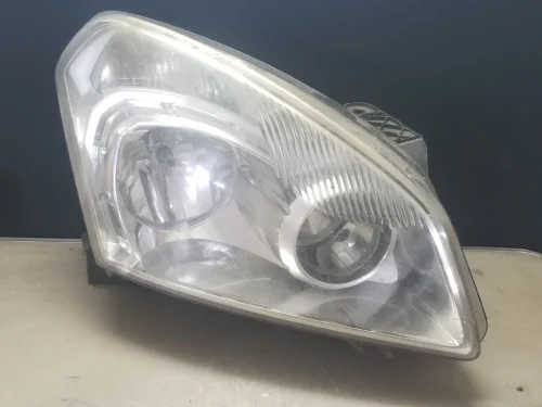 Nissan Qashqai J10 right headlight 26010JD00A