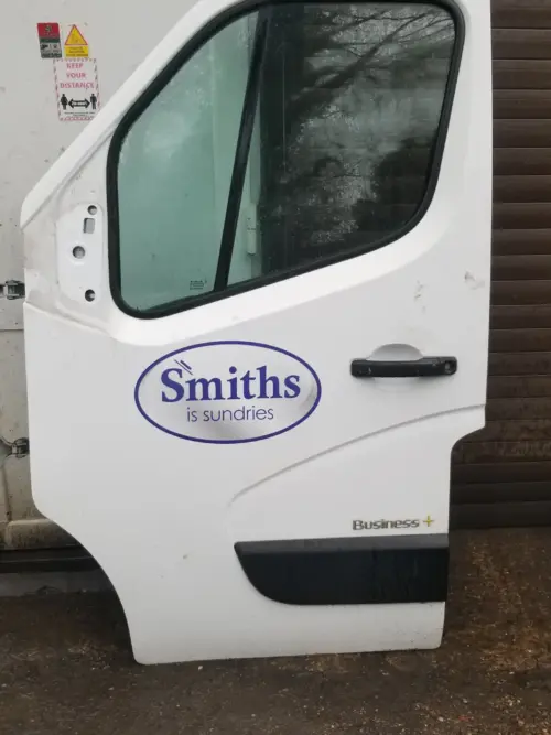 2019 Renault Master front door passenger side white — outer view