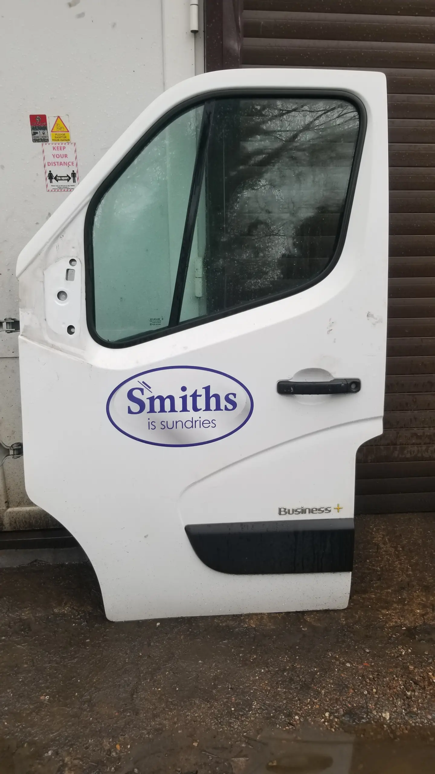 2019 Renault Master front door passenger side white — outer view