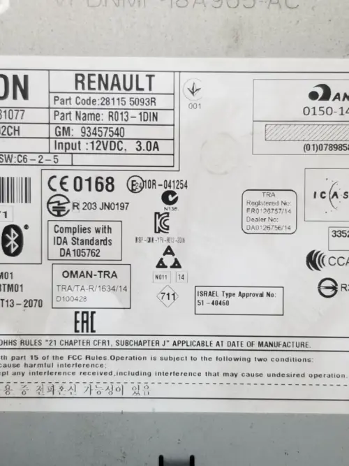 Manufacturer label showing part number 93457540 on Renault Trafic head unit