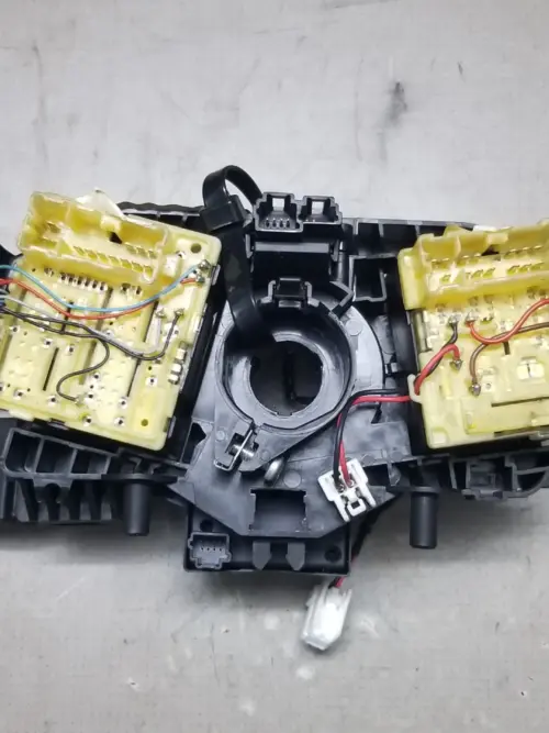 Indicator and wiper stalks for Renault Trafic MK3 1.6 DCI