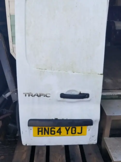 Left rear (passenger) barn door for Renault Trafic Mk3 (X82), white
