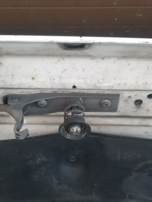 VW Crafter bonnet underside and mounting points