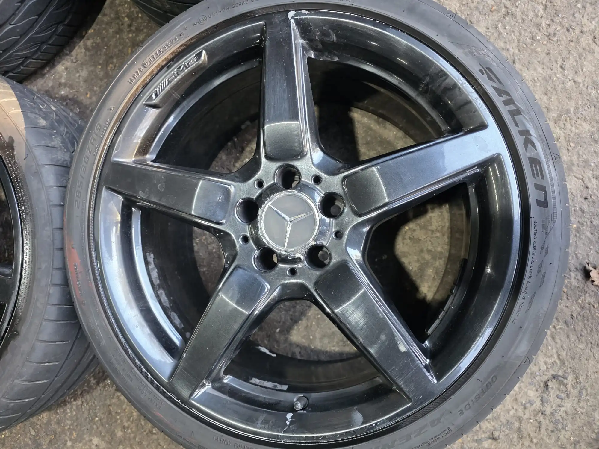 Rear 19-inch AMG alloy wheel 285/30R19 for Mercedes CLS W218