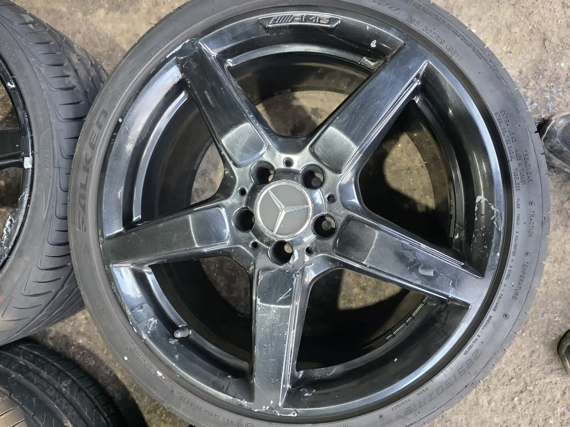 Top view of Mercedes CLS W218 AMG alloy wheels and tyres set