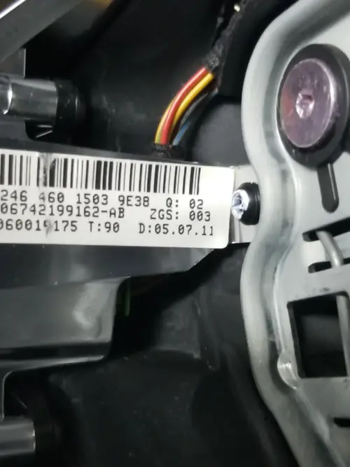 Mercedes W204 OEM steering wheel removed from C200