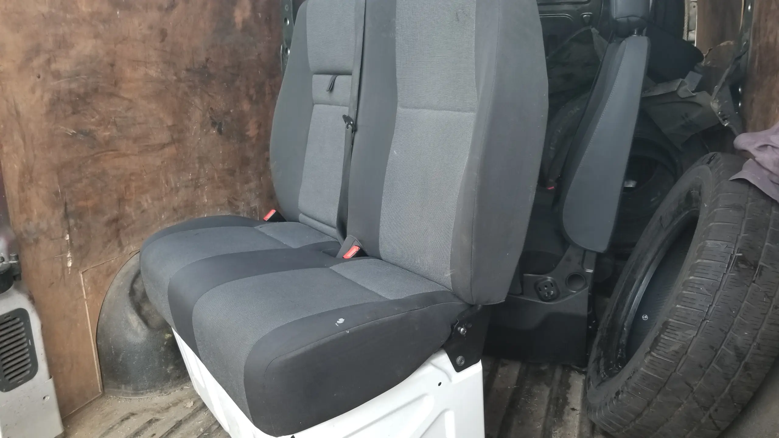 Mercedes Sprinter Volkswagen Crafter Van Passenger Side Double Seat And Base 2006-2017 - Image 7