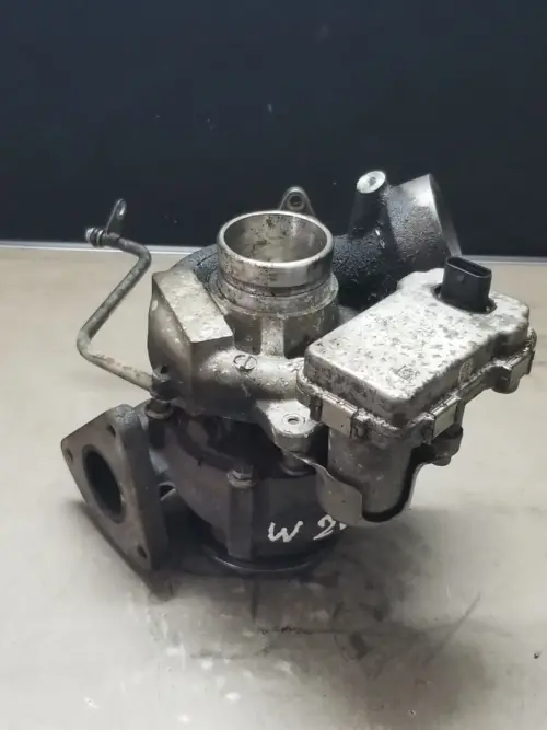 Mercedes C Class W204 turbocharger 2.1 diesel OM651 A6510900086