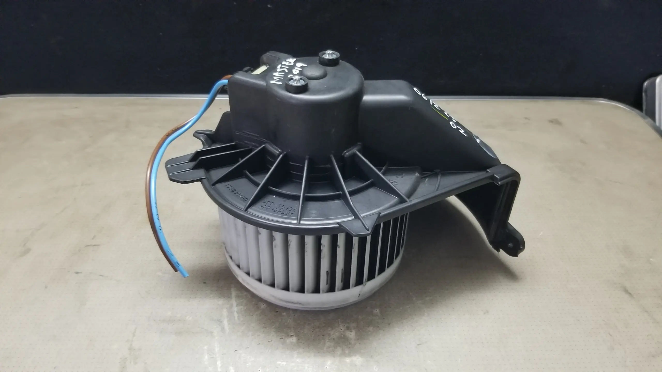 2019 Renault Master heater fan blower motor 173830100