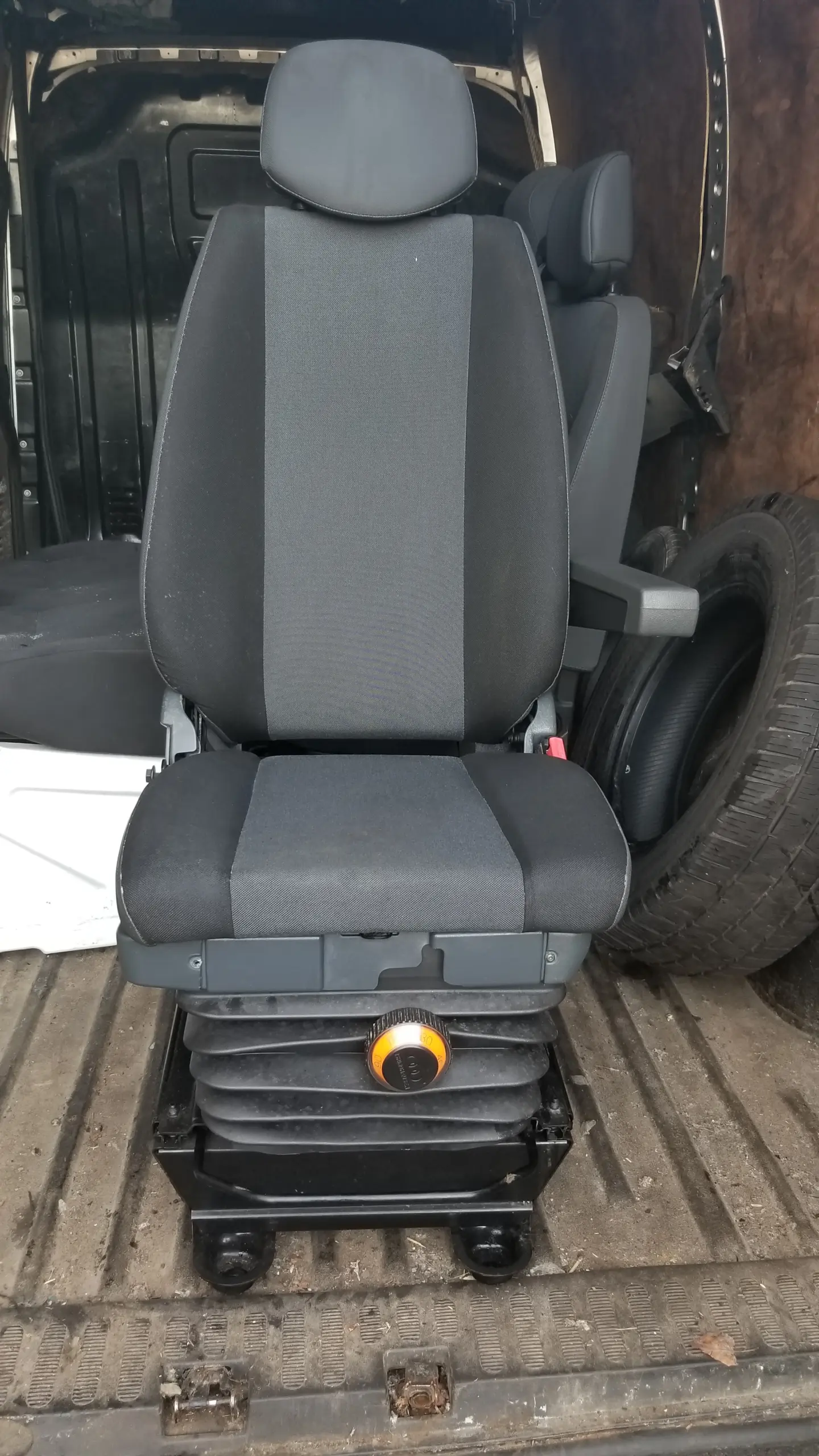 Renault Master front driver suspension seat with armrest