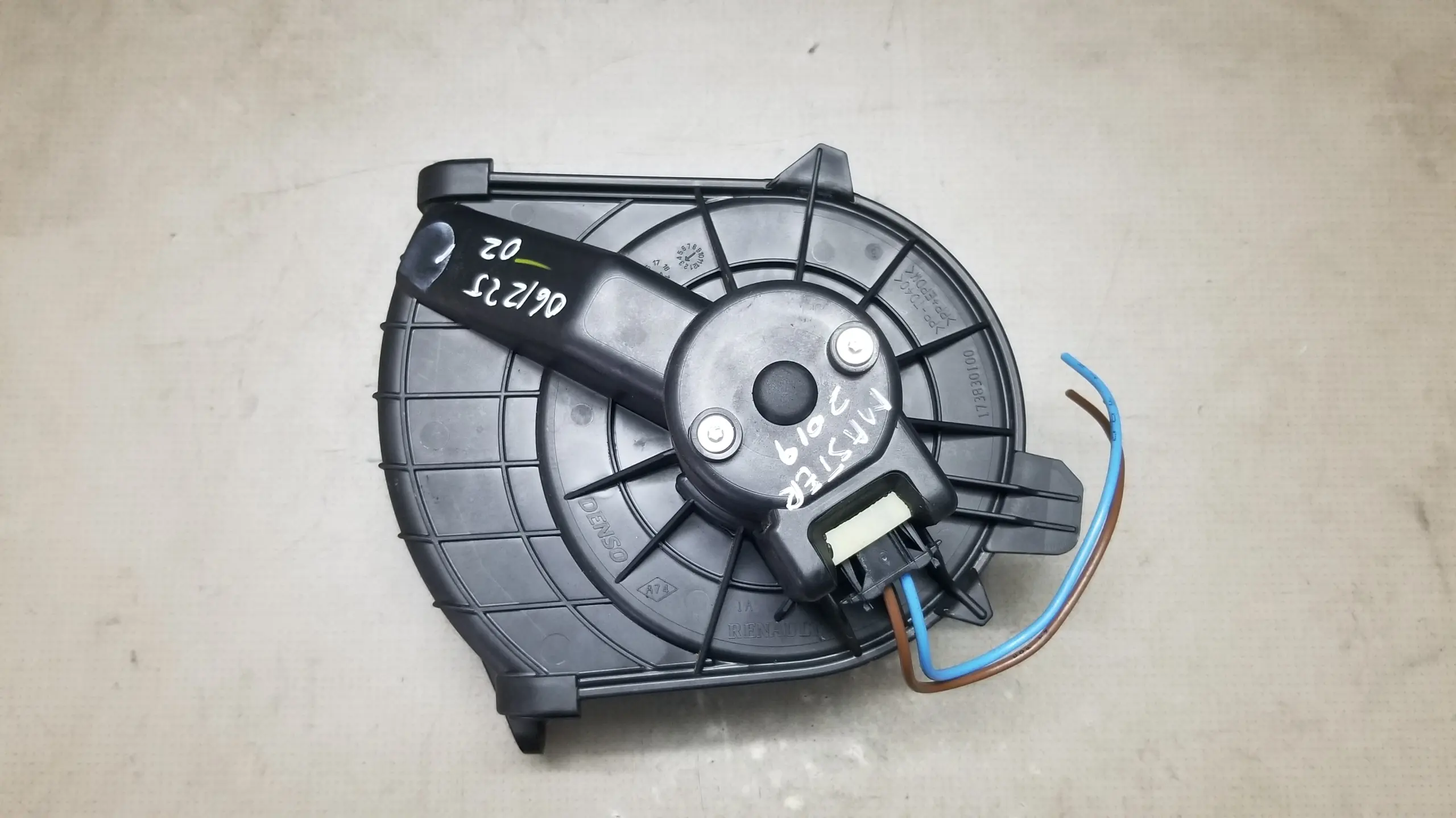 Renault Master HVAC heater fan assembly