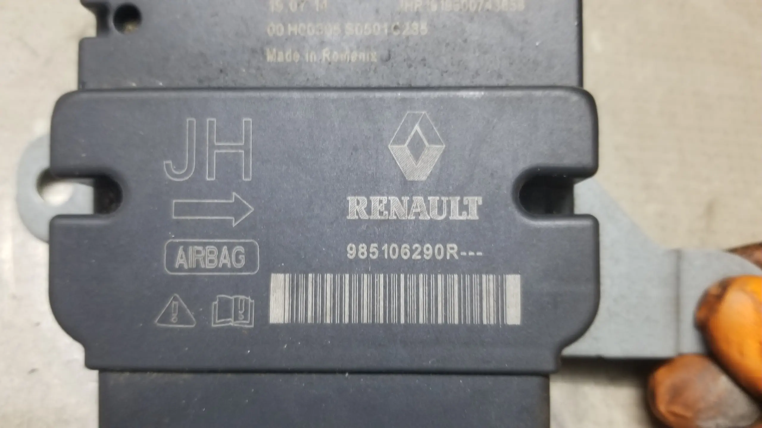 Renault Master Mk3 airbag ECU