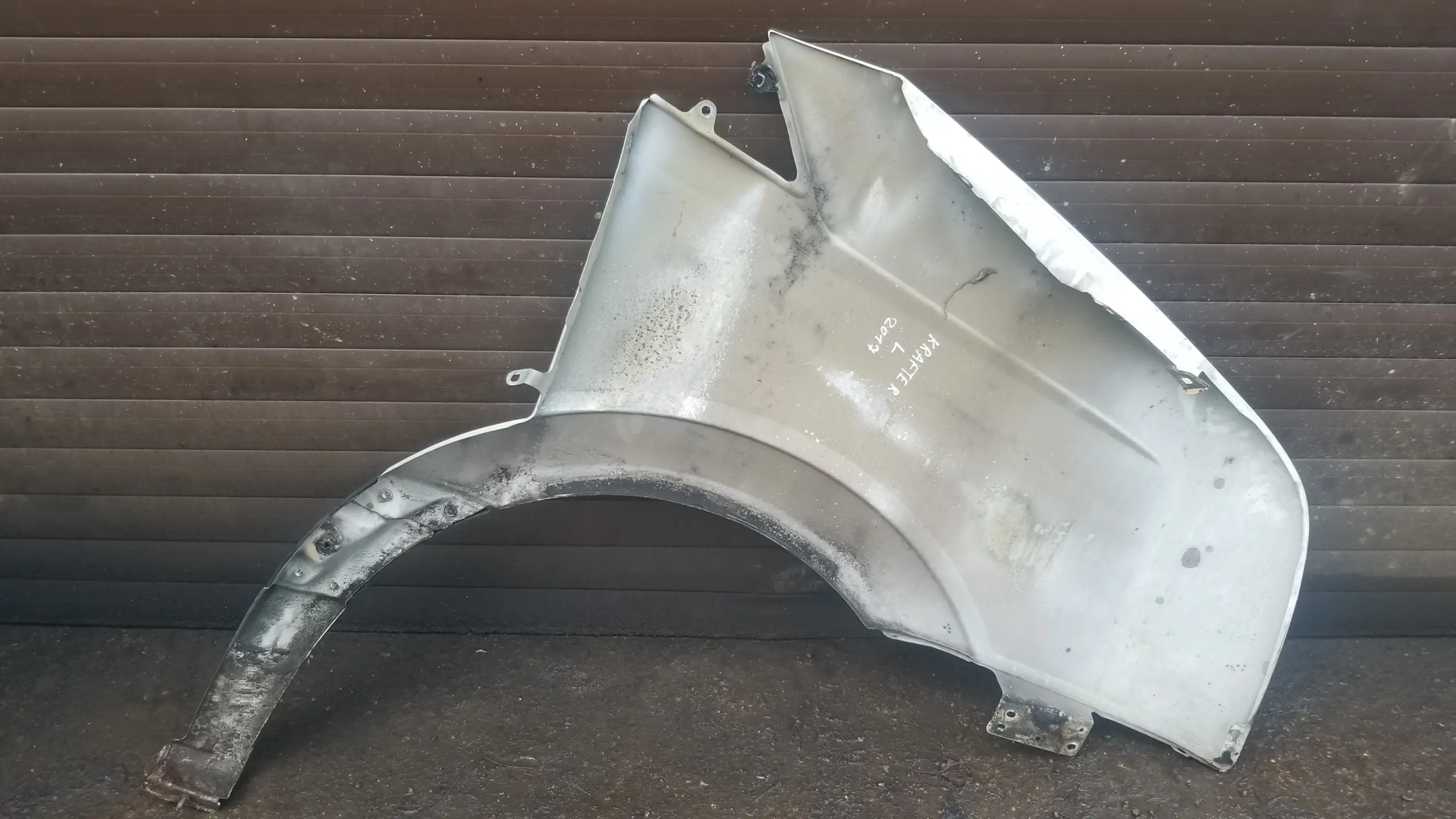 Crafter Mk3 2017 passenger wing body panel white