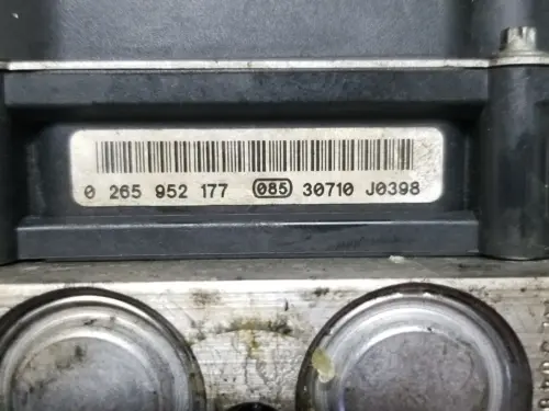 Bosch ABS control unit label 0 265 952 177 on Mercedes module