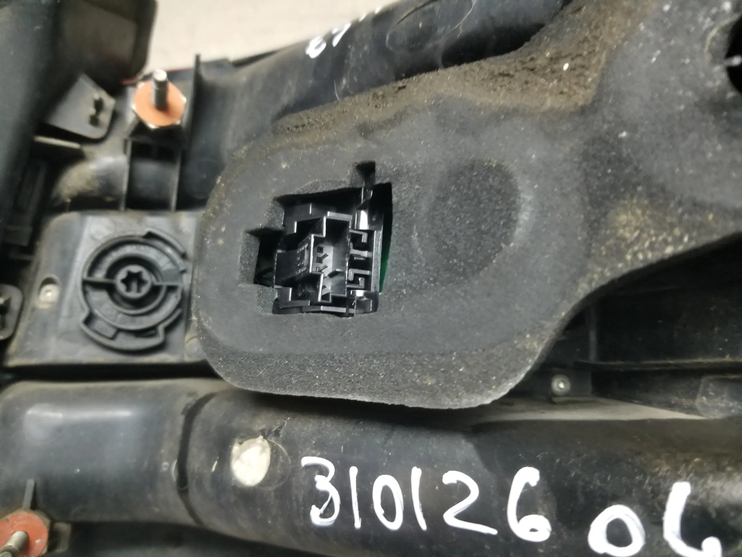 Mercedes E-Class W212 rear light electrical connector close-up