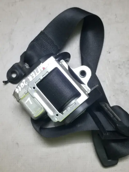 Volkswagen Crafter CR35 TDI NSF seat belt retractor unit close up