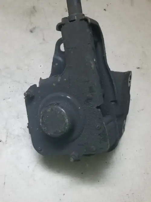 Rear view of spare wheel holder mechanism showing latch and mounting points – Renault Master