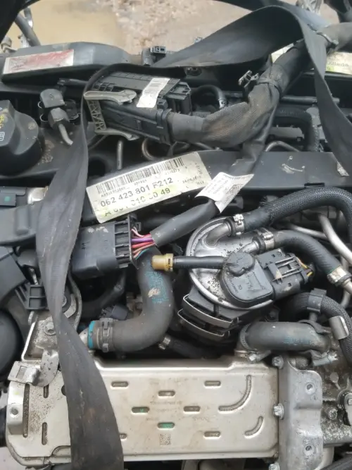 Mercedes C Class W204 C200 bare engine front view