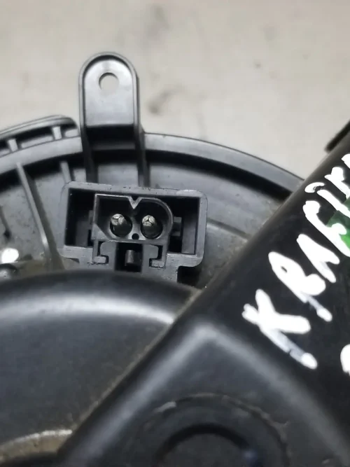 Volkswagen Crafter HVAC blower motor fan connector area used part