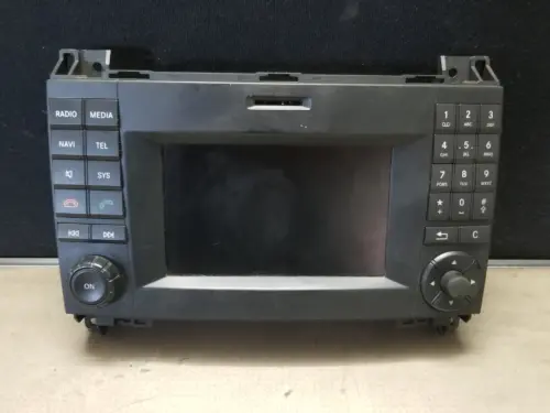 Volkswagen Crafter 2E multimedia radio navigation head unit front view