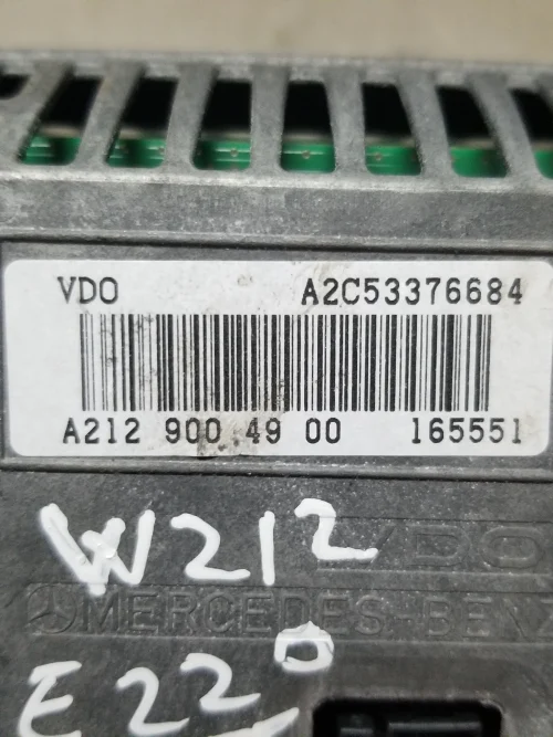 Used Mercedes W212 information display screen unit