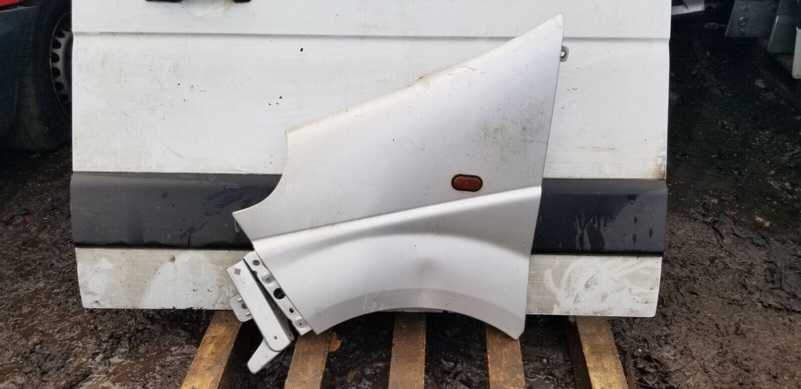 2001-2014 MK2 RENAULT TRAFIC FRONT WING LH PASSENGER SIDE
