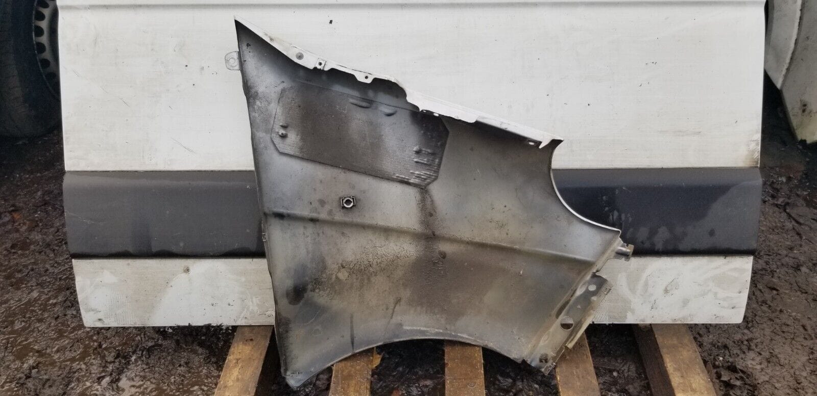 2001-2014 MK2 RENAULT TRAFIC FRONT WING LH PASSENGER SIDE SILVER - Image 5