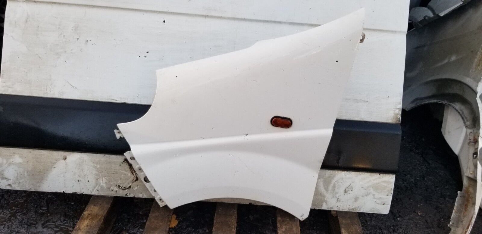 2001-2014 MK2 RENAULT TRAFIC FRONT WING LH PASSENGER SIDE WHITE